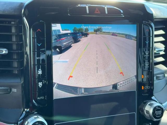 2024 Ram 1500 Big Horn Crew Cab 4x4 5'7" Box