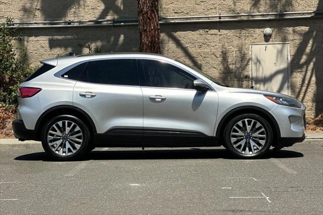 2020 Ford Escape Titanium Hybrid