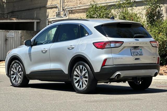 2020 Ford Escape Titanium Hybrid