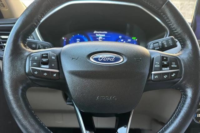 2020 Ford Escape Titanium Hybrid