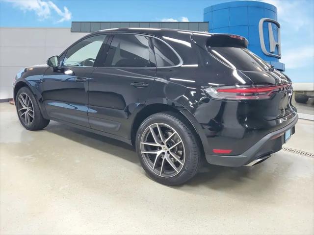 2025 Porsche Macan Macan