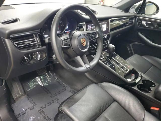 2025 Porsche Macan Macan
