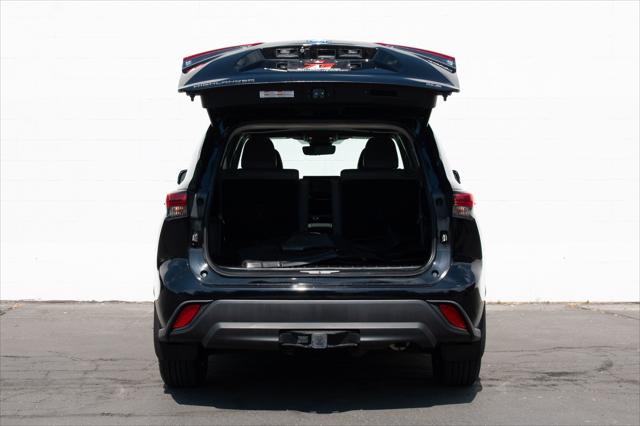 2022 Toyota Highlander Hybrid XLE