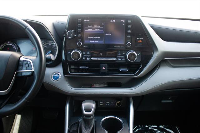 2022 Toyota Highlander Hybrid XLE