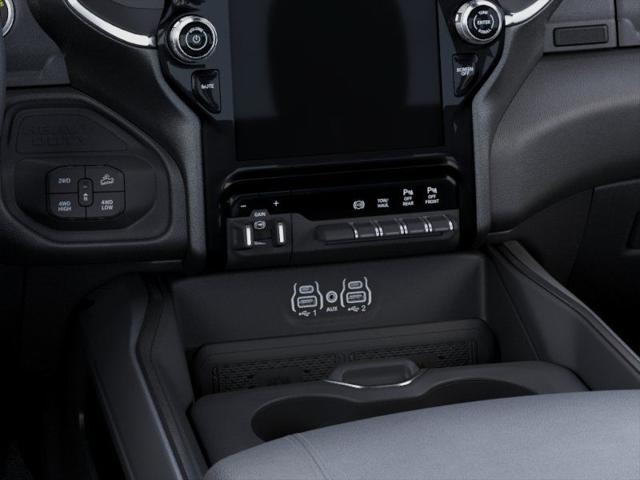 2026 Ram 2500 Big Horn Crew Cab 4x4 64 Box