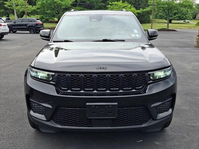2023 Jeep Grand Cherokee Altitude 4x4 2023 Jeep Grand Cherokee Altitude 4x4