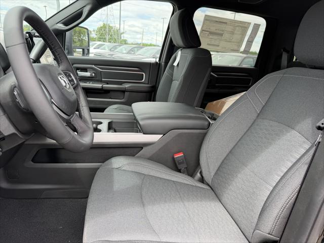 2026 Ram 2500 Big Horn Crew Cab 4x4 64 Box