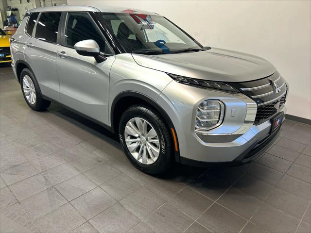 2025 Mitsubishi Outlander ES 2.5 S-AWC 2025 Mitsubishi Outlander ES 2.5 S-AWC