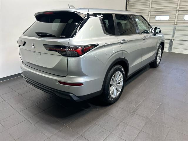 2025 Mitsubishi Outlander ES 2.5 S-AWC 2025 Mitsubishi Outlander ES 2.5 S-AWC