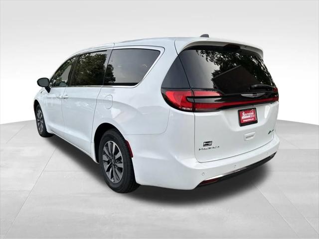 2024 Chrysler Pacifica Hybrid Select 2024 Chrysler Pacifica Hybrid Select