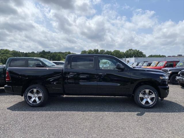 2026 RAM Ram 1500 RAM 1500 EXPRESS CREW CAB 4X4 64 BOX