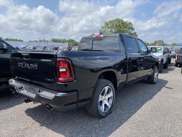 2026 RAM Ram 1500 RAM 1500 EXPRESS CREW CAB 4X4 64 BOX