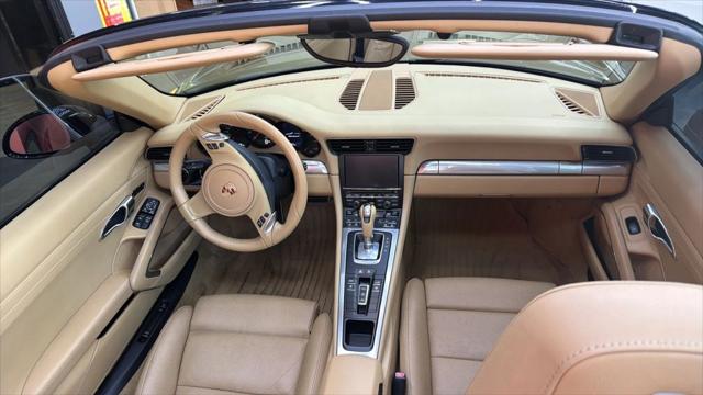 2013 Porsche 911 Carrera 4