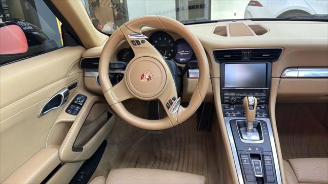 2013 Porsche 911 Carrera 4