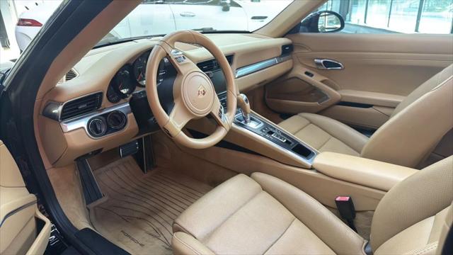 2013 Porsche 911 Carrera 4