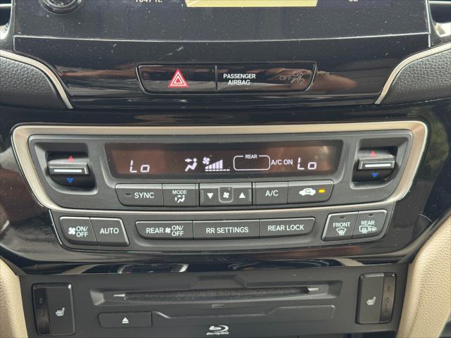 2021 Honda Pilot 2WD Touring 8 Passenger