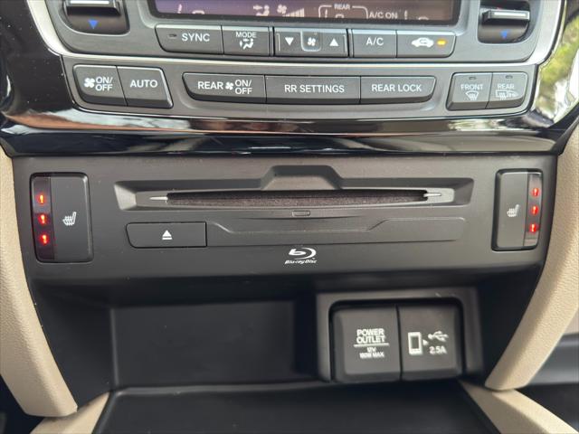 2021 Honda Pilot 2WD Touring 8 Passenger