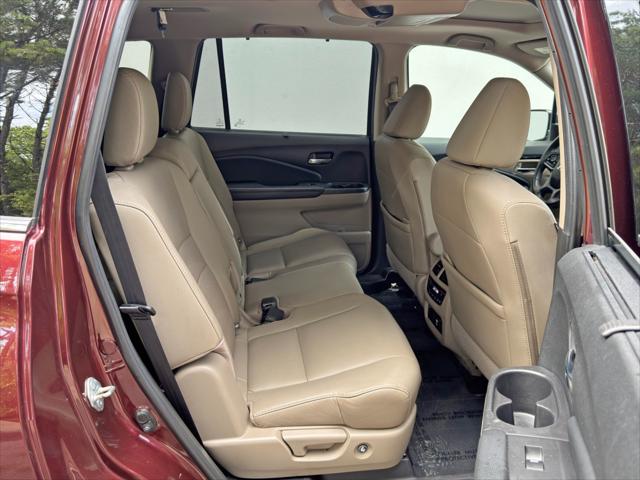 2021 Honda Pilot 2WD Touring 8 Passenger