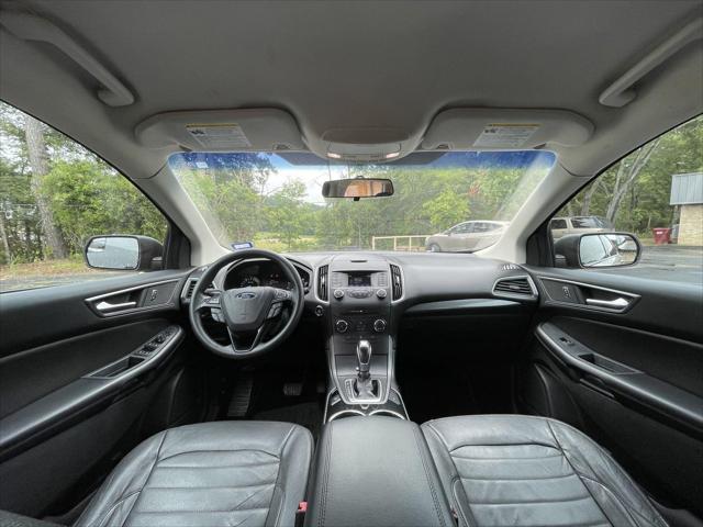 2017 Ford Edge SE