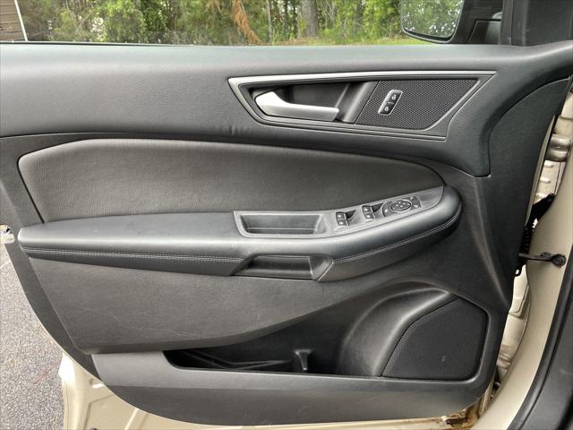 2017 Ford Edge SE