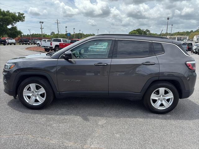 2022 Jeep Compass Latitude FWD