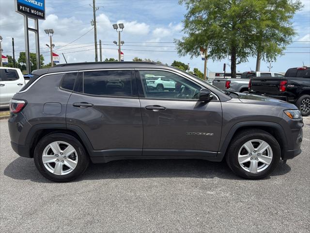 2022 Jeep Compass Latitude FWD