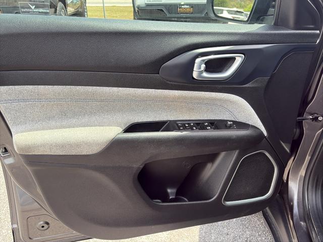 2022 Jeep Compass Latitude FWD