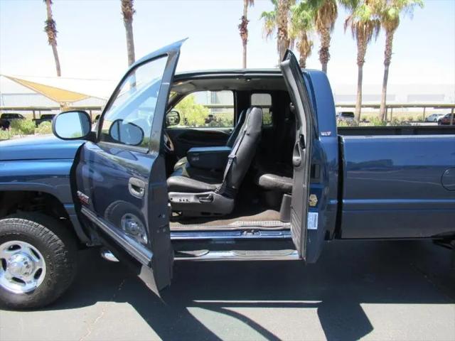 2000 Dodge Ram 2500 Quad Cab Short Bed 4WD