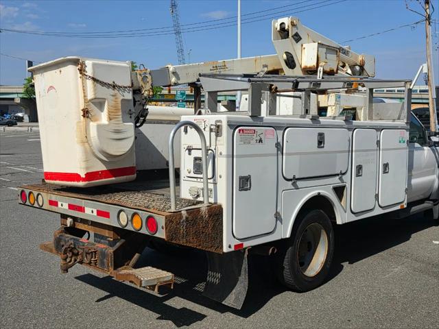2011 Ford F-450 2WD Reg Cab 141 WB 60 CA XLT