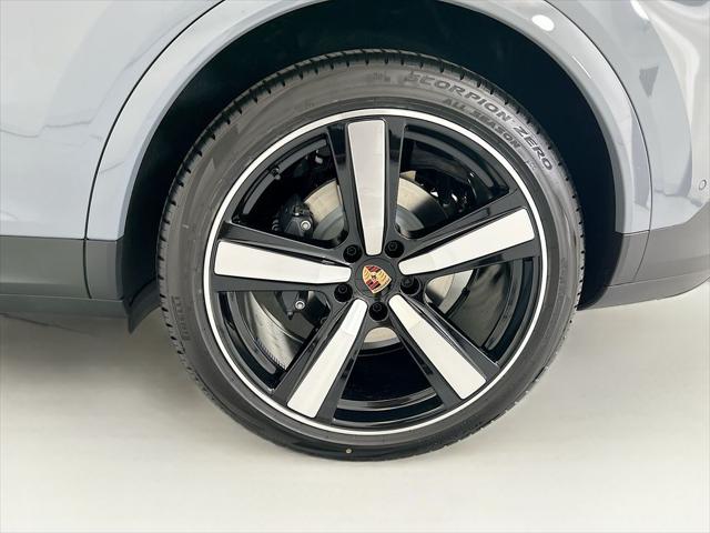 2026 Porsche Cayenne Unknown