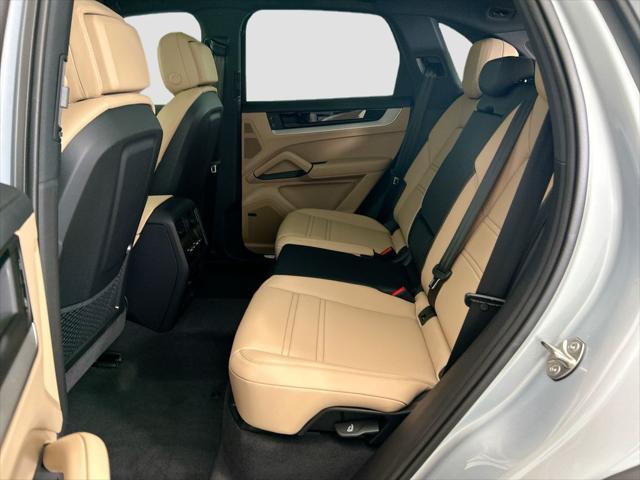 2026 Porsche Cayenne Unknown