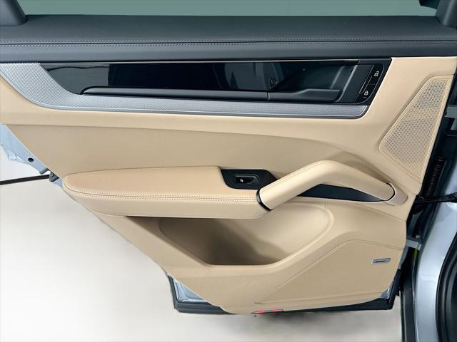 2026 Porsche Cayenne Unknown