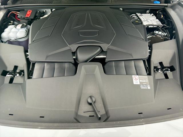 2026 Porsche Cayenne Unknown