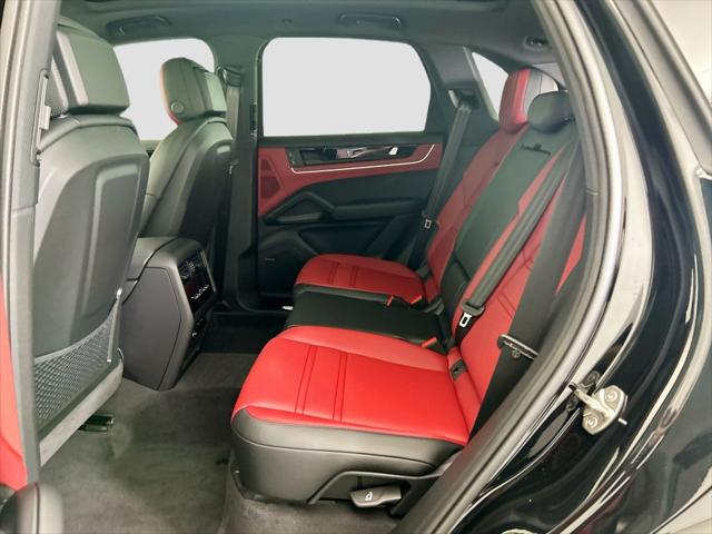 2026 Porsche Cayenne Unknown