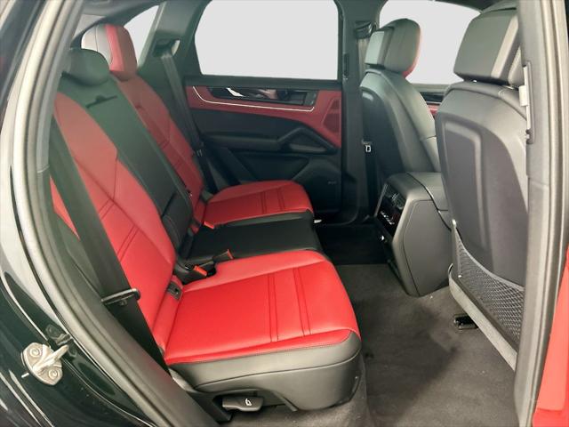 2026 Porsche Cayenne Unknown