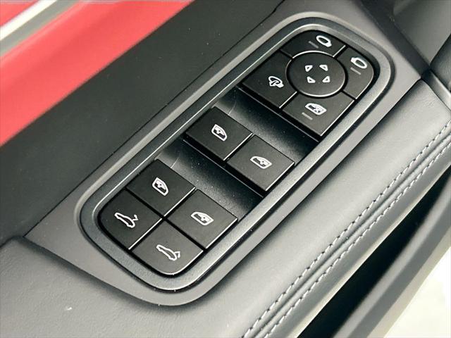 2026 Porsche Cayenne Unknown