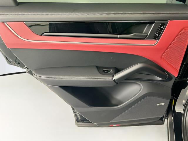 2026 Porsche Cayenne Unknown
