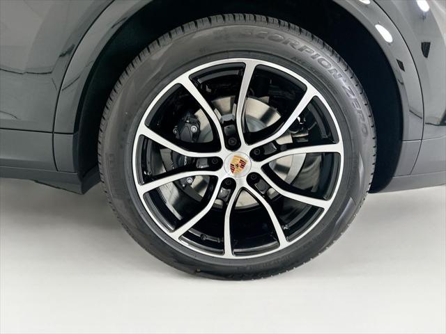 2026 Porsche Cayenne Unknown