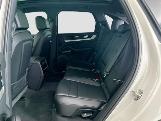 2026 Porsche Cayenne Unknown