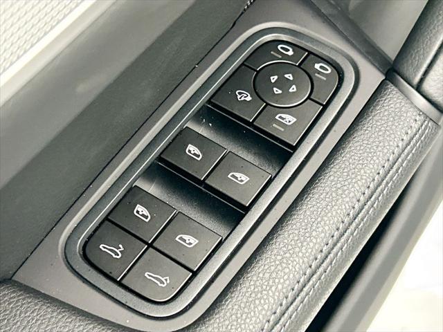 2026 Porsche Cayenne Unknown