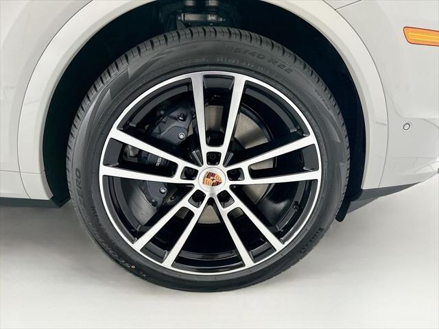 2026 Porsche Cayenne Unknown
