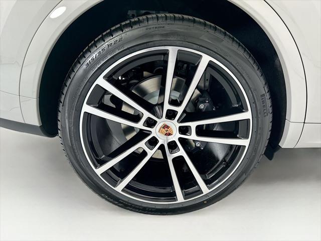 2026 Porsche Cayenne Unknown