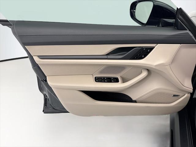 2026 Porsche Taycan 4