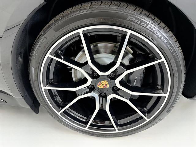 2026 Porsche Taycan 4