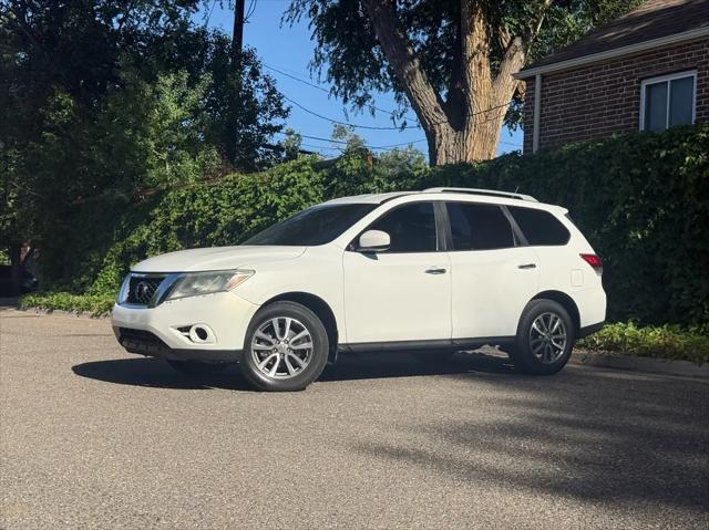 2013 Nissan Pathfinder SV for sale in Denver, CO