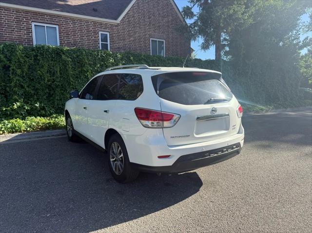 2013 Nissan Pathfinder SV