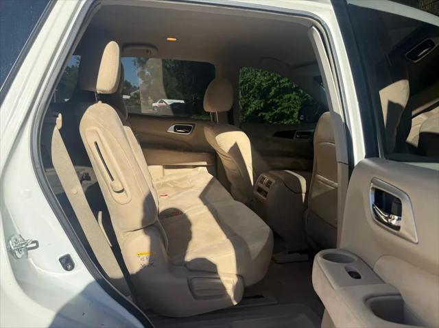 2013 Nissan Pathfinder SV