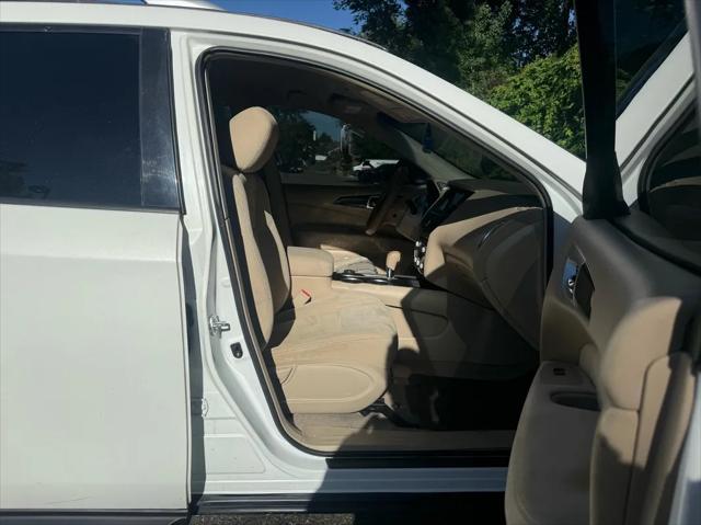 2013 Nissan Pathfinder SV