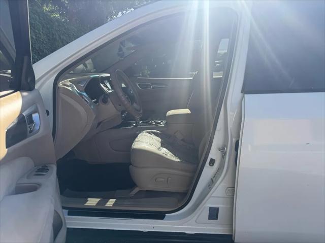 2013 Nissan Pathfinder SV