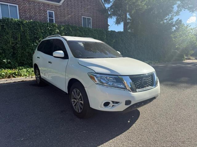 2013 Nissan Pathfinder SV